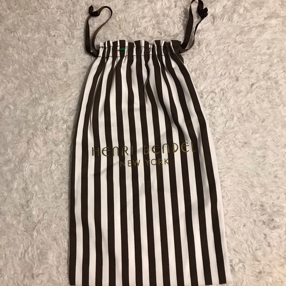 Henri Bendel Drawstring Dustbag - Picture 4 of 6